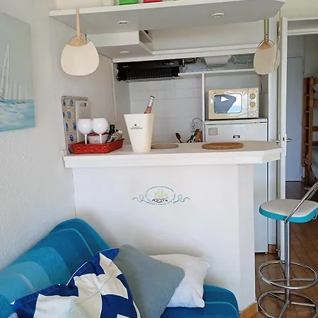 Pieds Dans L'eau * Saint-Raphaël